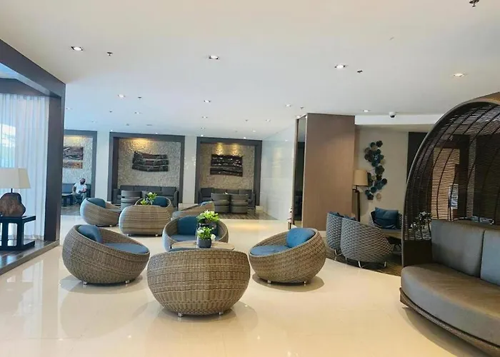 Dtravellers 2 At Shore 1 Tower C * Manila